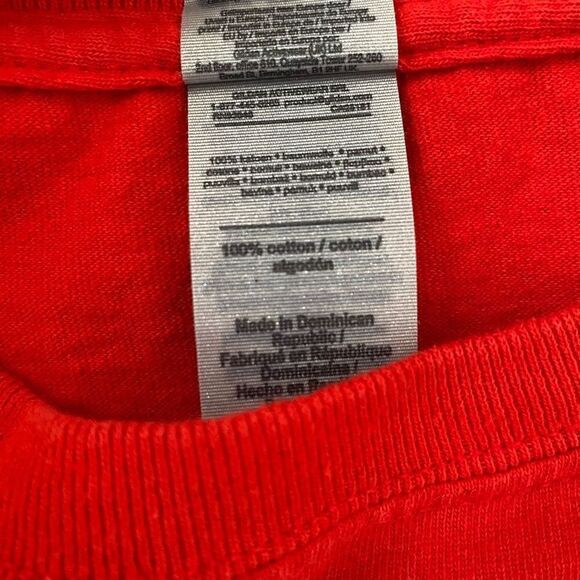 Miley Cyrus Gildan youth L short sleeve Crewneck concert t-shirt red - Picture 5 of 9